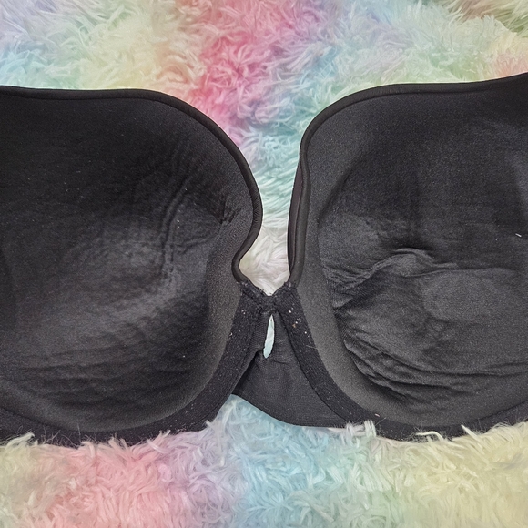 Torrid Underwire Bra 44C Flaw!  See pics and description!! - Picture 6 of 6